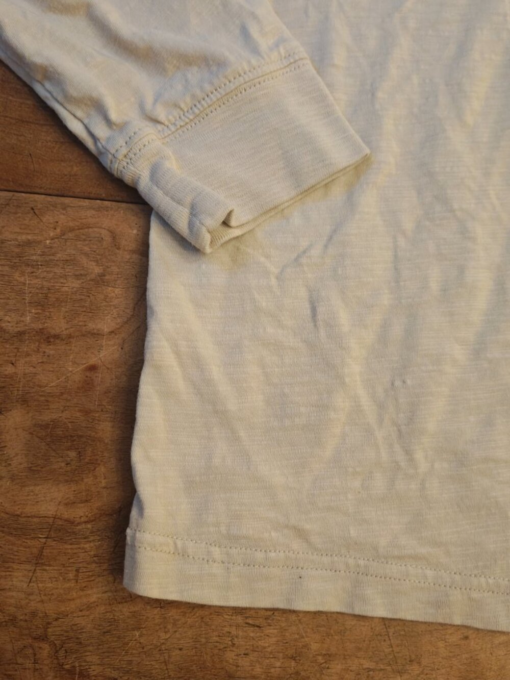 Southern Tide Sunfarer Collection Space Dyed Slub Long Sleeve Skipjack Pocket T - Picture 5 of 7